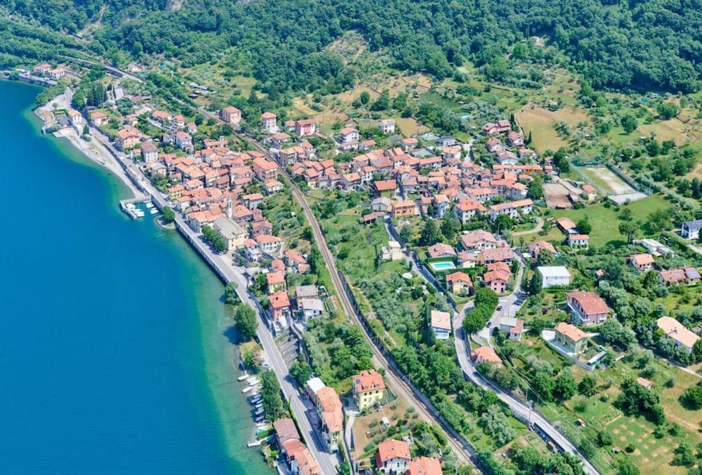 Casa Ducale Como Lake View แมนเดลโล เดล ลาริโอ ภายนอก รูปภาพ
