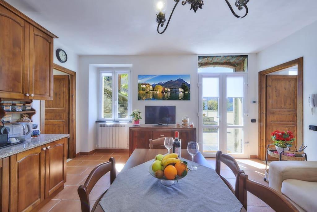 Casa Ducale Como Lake View แมนเดลโล เดล ลาริโอ ภายนอก รูปภาพ