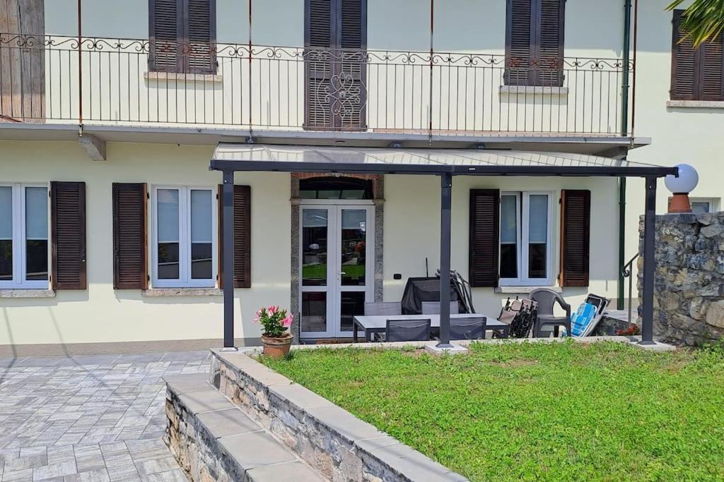 Casa Ducale Como Lake View แมนเดลโล เดล ลาริโอ ภายนอก รูปภาพ